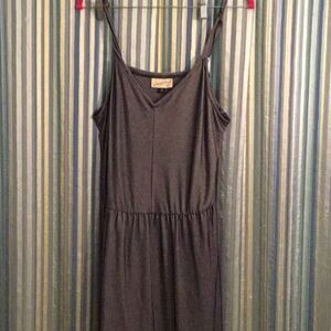 UNIVERSAL THRED DRESS